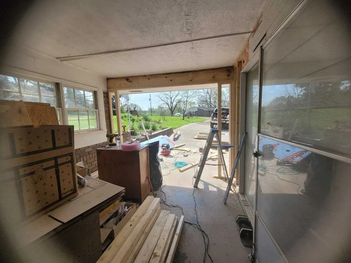 Air movers and dehumidifier for Water Mitigation Services in Chowchilla